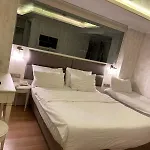 Hotel Grand Naki 3*