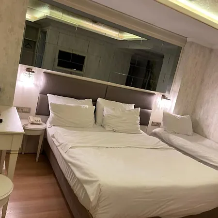 Отель Grand Naki 3*