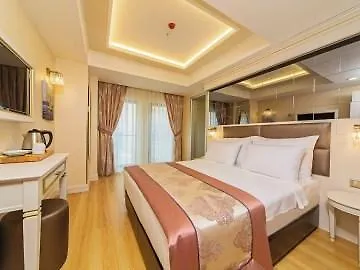 Отель Grand Naki 3*
