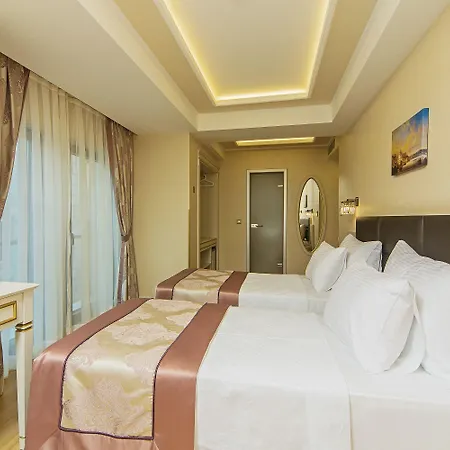 Grand Naki Отель 3*