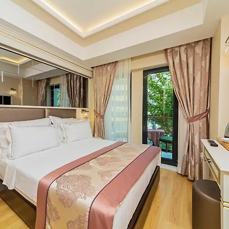Grand Naki 3* Стамбул