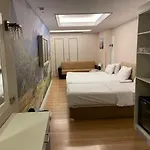 Grand Naki