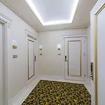 Hotel Grand Naki 3*