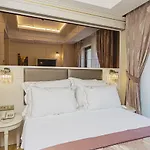 Hotel Grand Naki