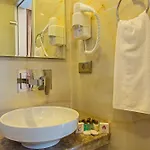 Grand Naki Hotel