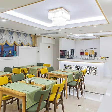 Hotel Grand Naki