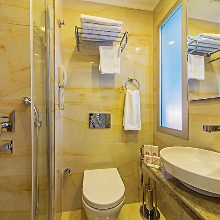 Grand Naki Hotel Estambul