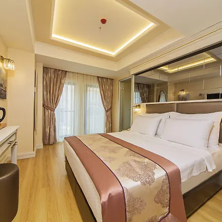 Grand Naki Provincia di Istanbul