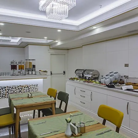 Grand Naki Provincia di Istanbul